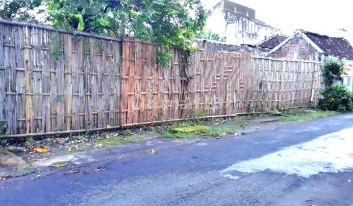 Tanah Pekarangan Dekat Plaza Singosaren Dan Klewer Tengah Kota  1