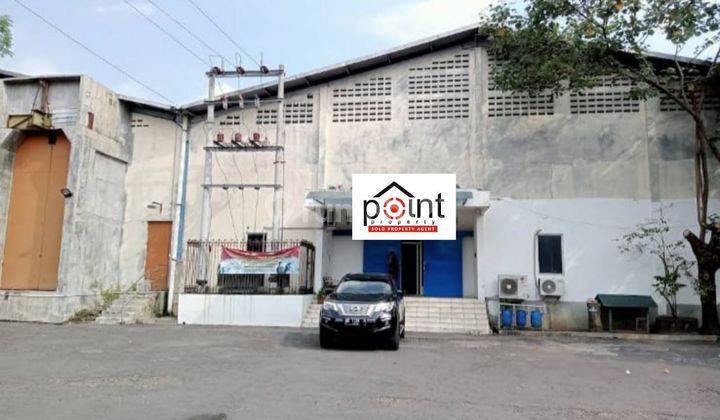 Perusahan Pabrik Aktif Kawasan Industri Dekat Jl. Raya 11