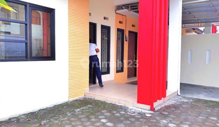 Kontrakan Rumah Bagus Tengah Kota Dekat Jalan Raya 15