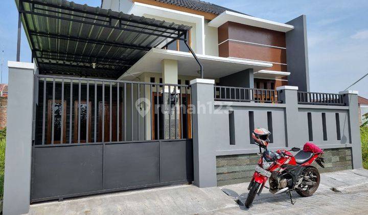 Rumah Cantik Baru Gress Bonus Pagar Dan Canopy Area Colomadu 2