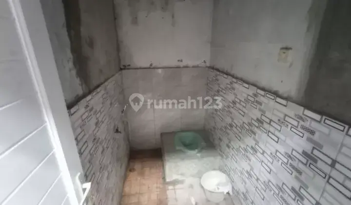 Ruang Usaha Ruko 2 Lt Strategis Pinggir Jalan Raya 2
