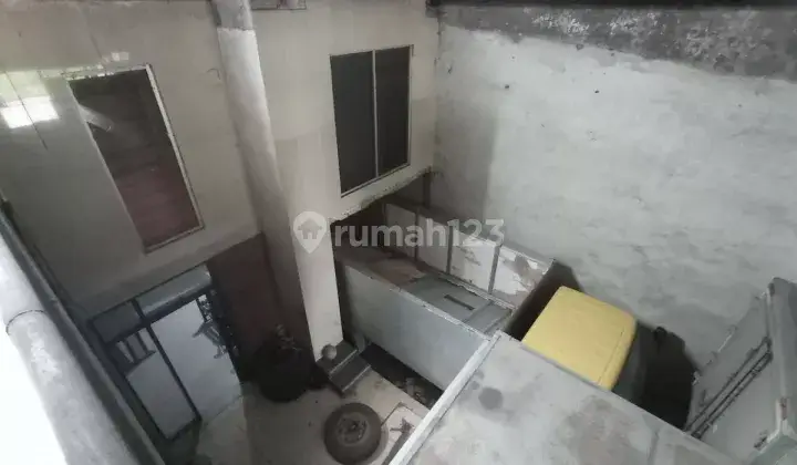 Ruang Usaha Ruko 2 Lt Strategis Pinggir Jalan Raya 9