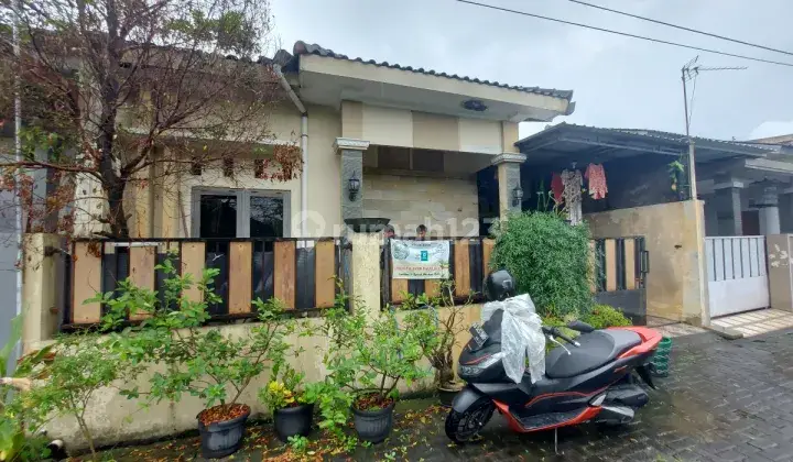 Rumah Second Strategis Siap Huni 5