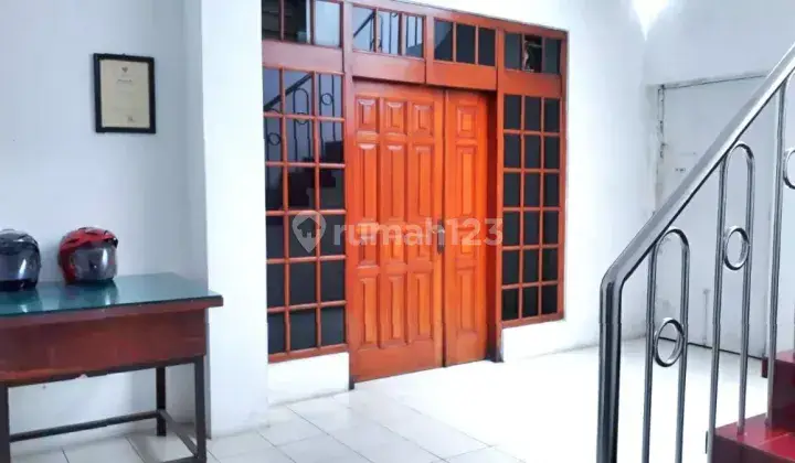 Ruko 3 Lt Strategis Tengah Kota Surakarta 3