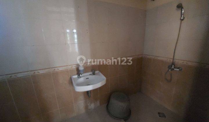 Kontrakan Rumah Cantik 2Lt Semi Furnished Cluster  9