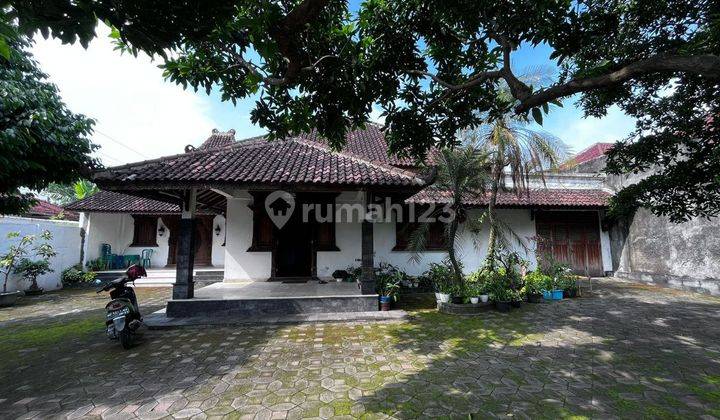 Rumah Kuno Tempo Dulu Area Dekat Pusat Bisnis Kota Solo 2