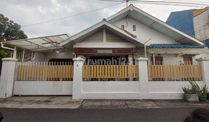 Rumah Bagus Dekat Pusat Bisnis Tengah Kota Surakarta 1