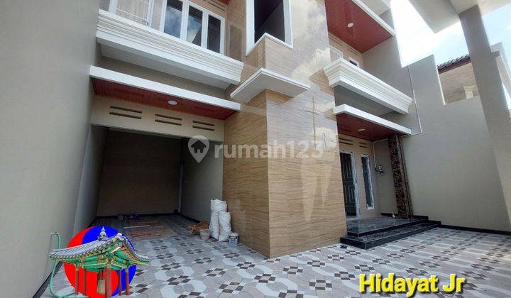 Rumah Mewah Modern Minimalis 2Lt Tengah Kota Solo 2