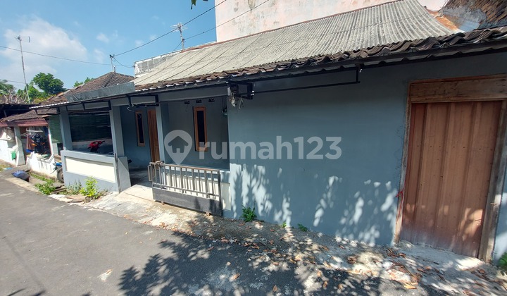 Rumah Sederhana Dekat Kampus UNS Harga Ekonomis 4