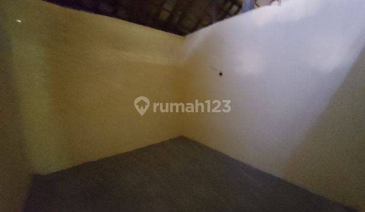 Rumah Sederhana Dekat Kampus UNS Harga Ekonomis 12
