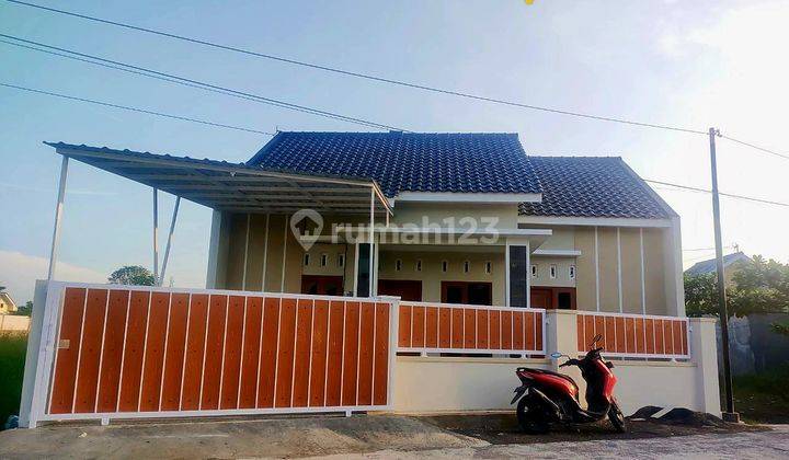 Rumah Modern Minimalis Baru On Progres Dekat Jl.Raya 2