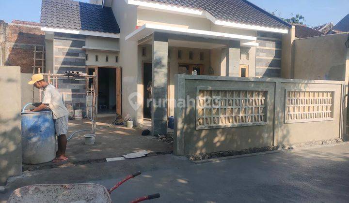 Rumah Baru On Progres Fasad Modern Dekat Kuliner 2