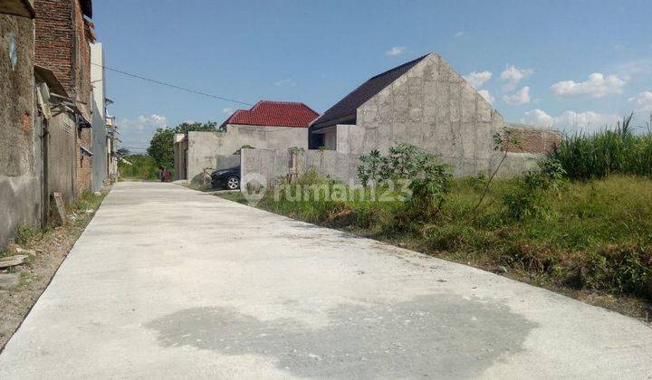 Rumah Baru Pesan Bangun Scandanvian Dekat Kuliner 4