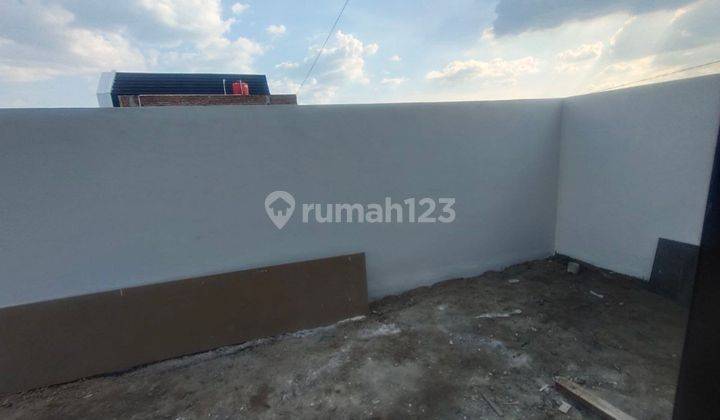 Rumah Baru 2Lt Pesan Bangun Dekat Pusat Bisnis Karanganyar 7