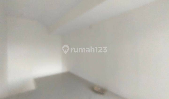 Rumah Baru 2Lt Pesan Bangun Dekat Pusat Bisnis Karanganyar 8