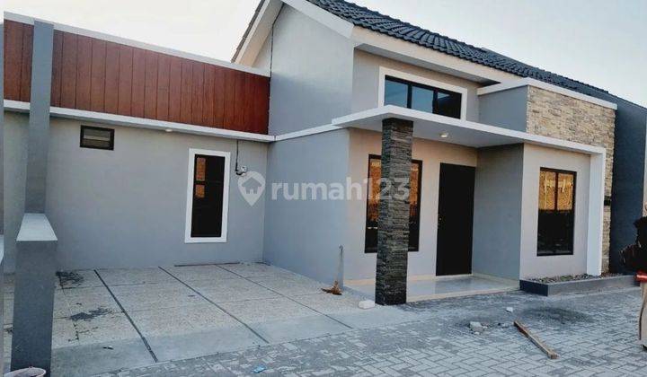 Rumah Baru Cantik Cluster Dekat RSDM Dan UNS Solo 1