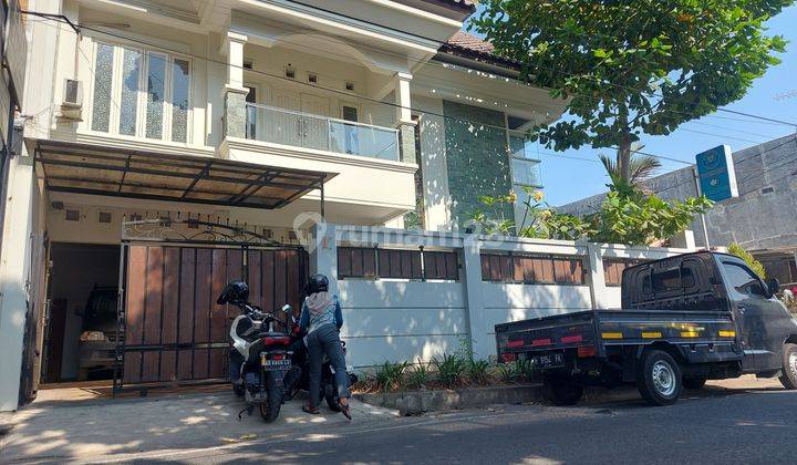 Kontrakan Rumah Mewah 2Lt Tengah Kota Solo 1