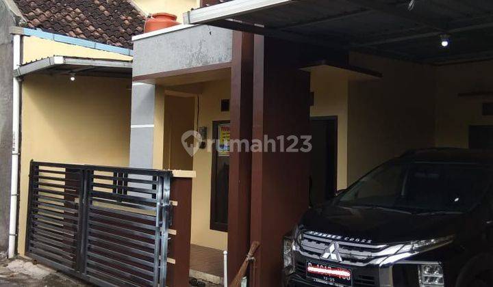 Rumah Minimalis Modern Dekat Kampus UMS  1