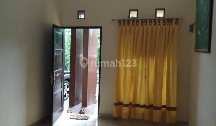 Rumah Minimalis Modern Dekat Kampus UMS  2