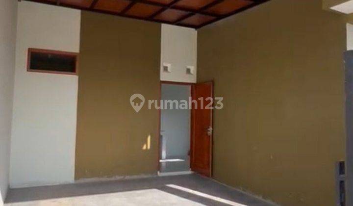 Rumah Baru Ready Design Unik Area Ngemplak Dekat Superindo 2