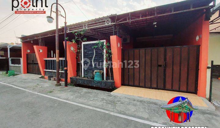 Rumah Cantik Dekat Alana Hotel Bonus Interior dan Kitchen Set 1