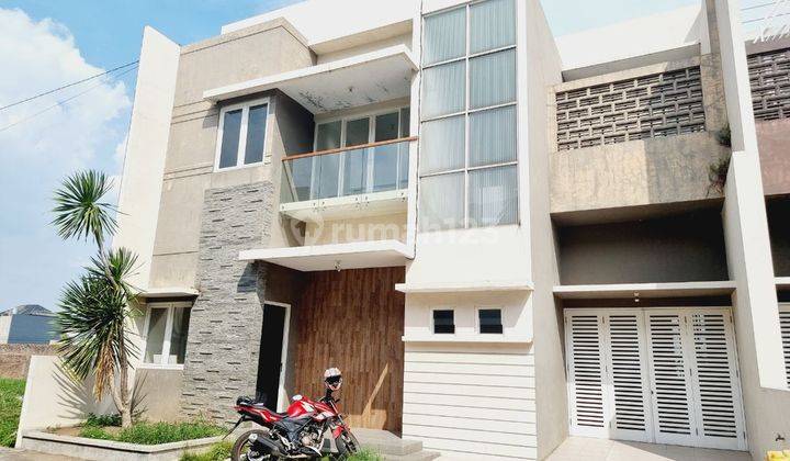 Cluster One Gate Rumah 2Lt Dekat Fave Hotel Adi Sucipto 2