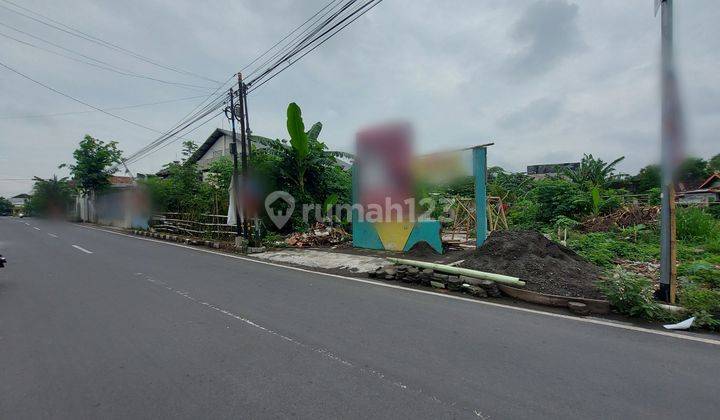 Tanah Pekarangan Strategis Cocok Untuk Hunian Dan Usaha