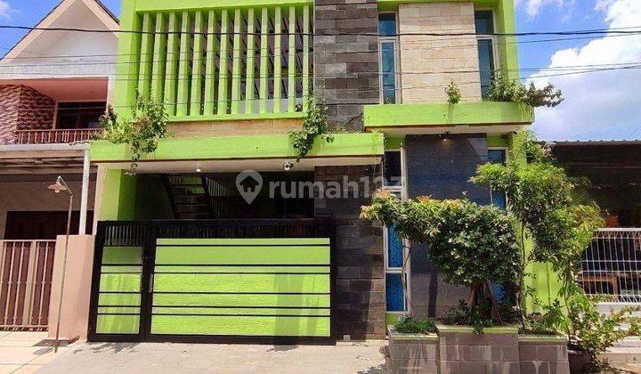 Kontrakan Rumah 2Lt Design Minimalis Terawat 2