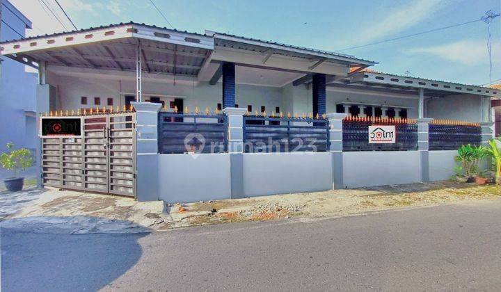 Rumah Bagus Tengah Kota Dekat Stadion GOR dan Gate Exit Tol 1