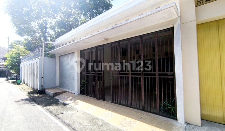 Rumah Bagus Tengah Kota Solo Dekat Stadion dan Exit Tol