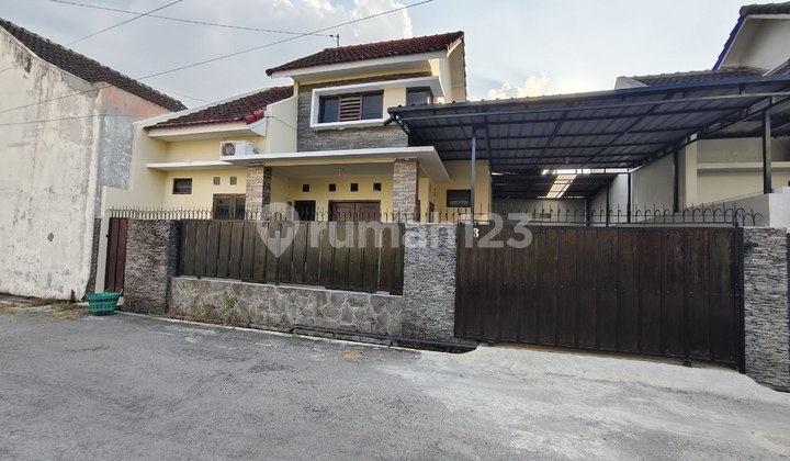 Rumah Cantik Siap Huni Stategis Dekat Jl.raya 1