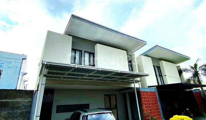 Rumah Mewah Bonus Furnished Cluster Elite Strategis Colomadu 2