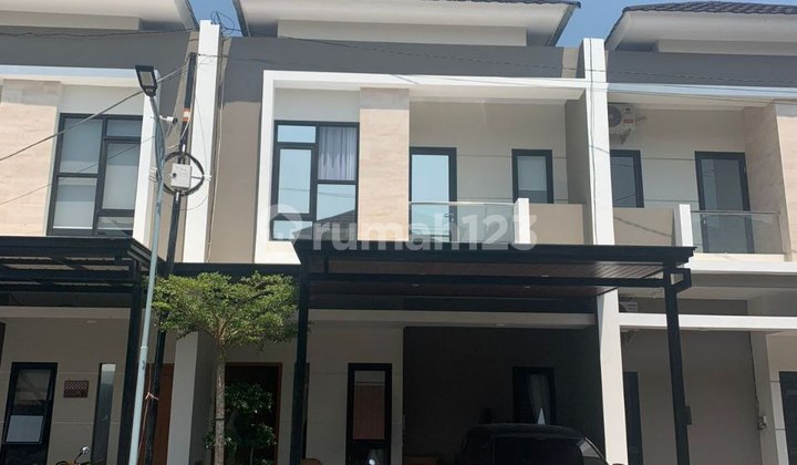 Rumah Cantik 2Lt Cluster Full Furnished Akses Jalan Lebar Rumah Cantik 2Lt Cluster Full Furnished Akses Jalan Lebar