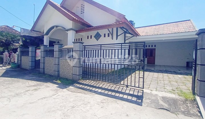 Sturdy Good House Strategically Located Near Campus and Hospital in Solo 2