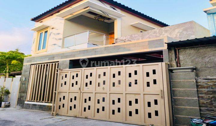 Rumah Cantik 2lt Furnished Nyaman Asri Dekat Exit Tol 2