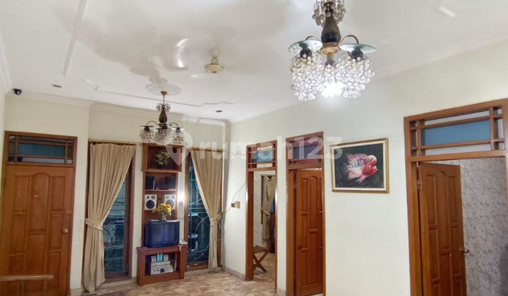 Rumah Tengah Kota Solo Include Full Furnished