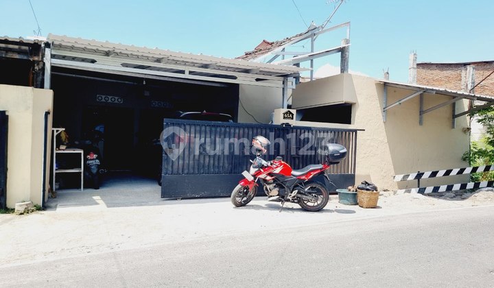 Affordable House Near Gor Manahan and Toll Exit Affordable House Near Gor Manahan and Toll Exit