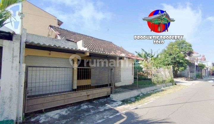 Rumah Minimalis Jadul Hitung Tanah Kawasan Kost Uns Rumah Minimalis Jadul Hitung Tanah Kawasan Kost Uns