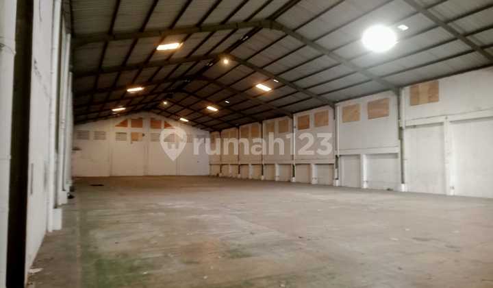 Kontrakan Gudang Stragtegis Tepi Jalan Raya