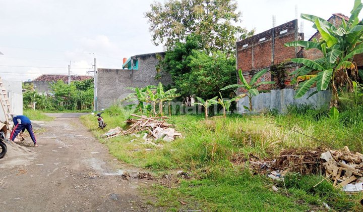 Tanah Pekarangan Siap Bangun Dekat Ke Mall Solo Square