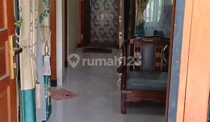 Kontrakan Rumah Cantik 2lt Dekat Sekolahan Favorit Dan Airport 2