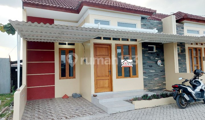Nice Rental House in a Cluster with Wide Road Access Near Alfamidi