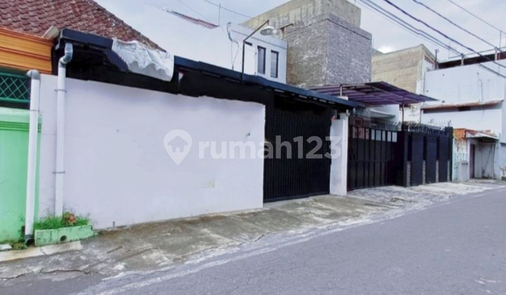 Rumah Bagus Strategis Pusat Tengah Kota Solo