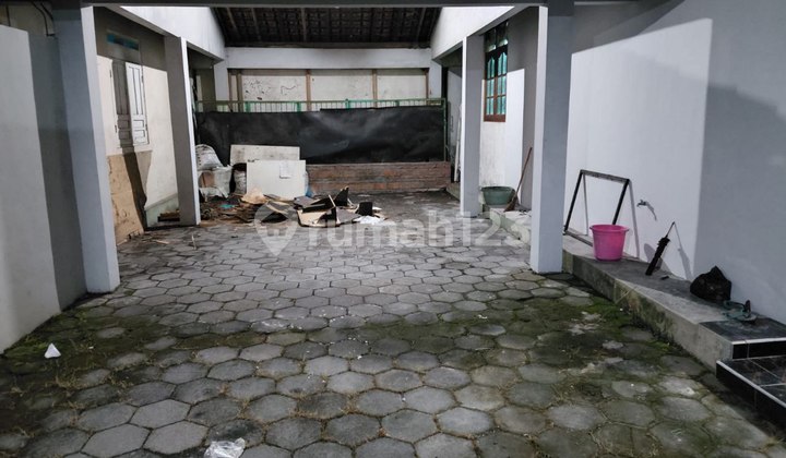 Kontrakan Rumah Strategis Dekat Lapangan Bola dan Gate Exit Tol 2