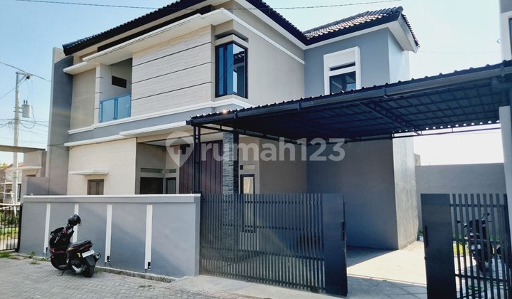 Beautiful New 2-Story Modern Cluster House in Grogol Near Luwes 2