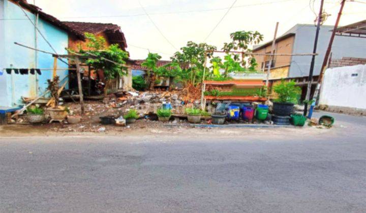 Tanah Pekarangan Hook 2 Muka Strategis Dekat Kampus Ums 2