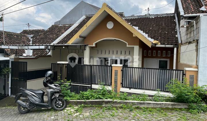 Good House Rental in Housing Complex Near Hospital and Campus 2