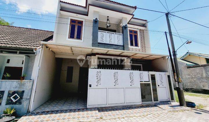 Rumah Cantik 2lt Lingkup Perumahan Nyaman Asri Dekat Luwes Gentan 1