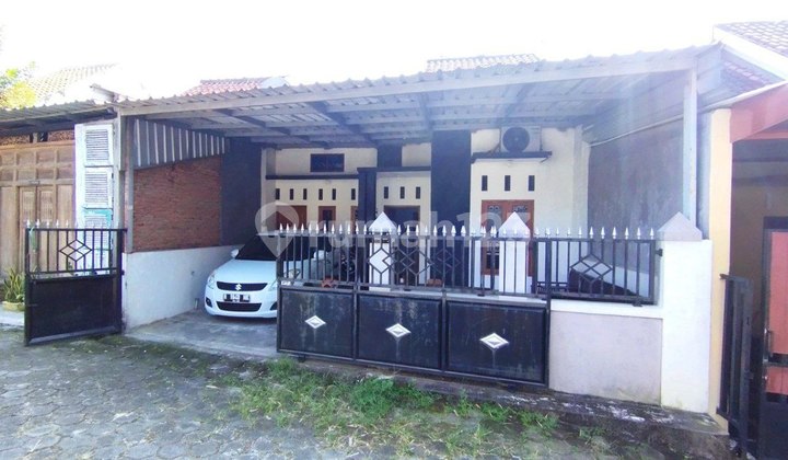 Rumah Cantik Terawat Mini Ckuster Modern Semi Furnished 2