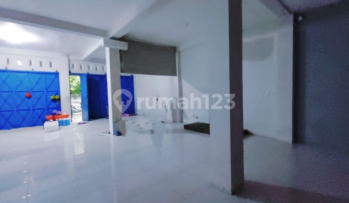 Good Strategic Shop House Near Ums and Atmi Campus 2